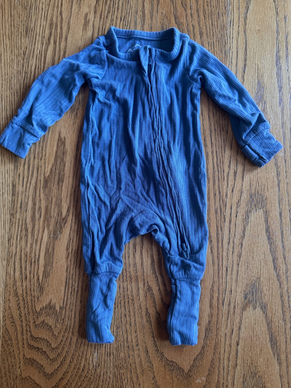 Never Worn Purely Soft by Carter’s 0m/ Preemie 2-Way Zip